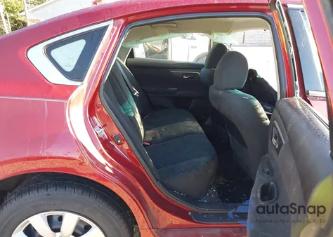 2015 Nissan Altima 2.5/S/Sv/Sl из США, поврежденный, VIN 1N4AL3AP0FN346219